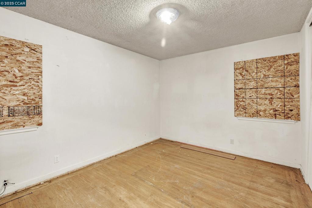 HESPERIAN GARDEN - Residential