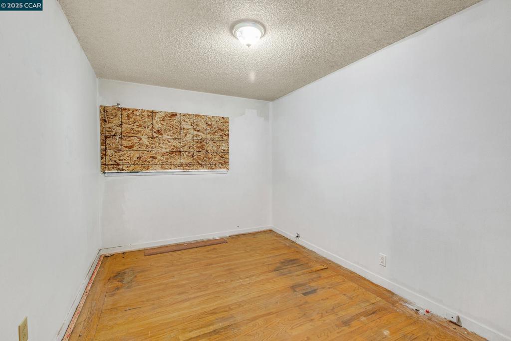 HESPERIAN GARDEN - Residential