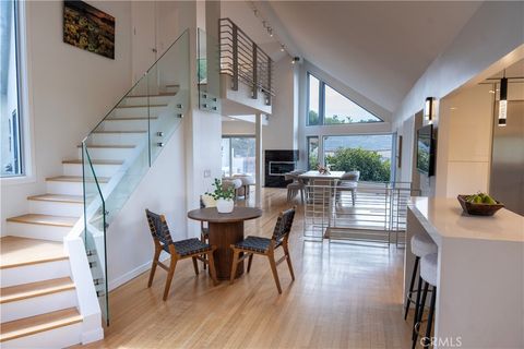 Tiny photo for 901 Summit Drive, Laguna Beach, CA 92651 (MLS # LG25114396)