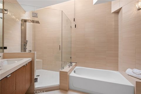 Tiny photo for 901 Summit Drive, Laguna Beach, CA 92651 (MLS # LG25114396)