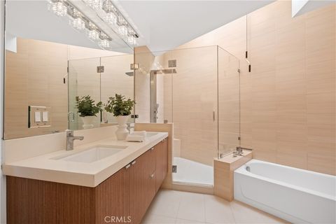 Tiny photo for 901 Summit Drive, Laguna Beach, CA 92651 (MLS # LG25114396)