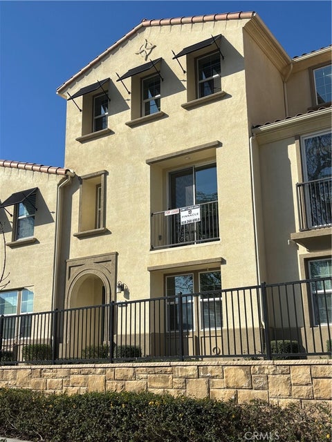 Photo of 421 Camino Ruiz, Camarillo, CA 93012 (MLS # SR26159178)