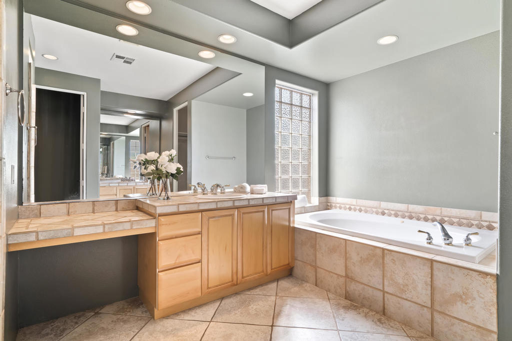 La Quinta Fairways - Residential