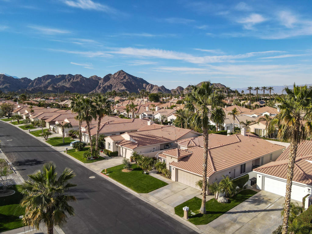 La Quinta Fairways - Residential