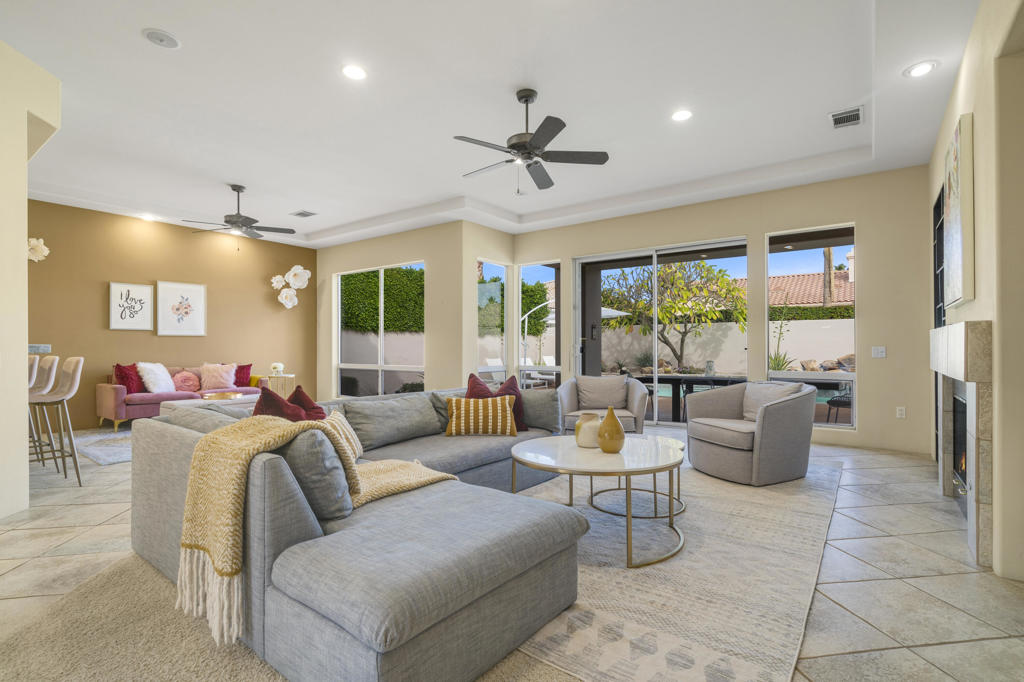 La Quinta Fairways - Residential