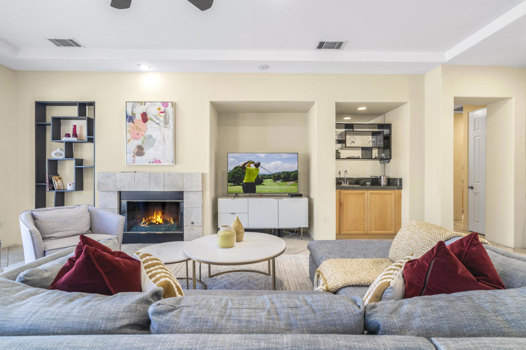 La Quinta Fairways - Residential