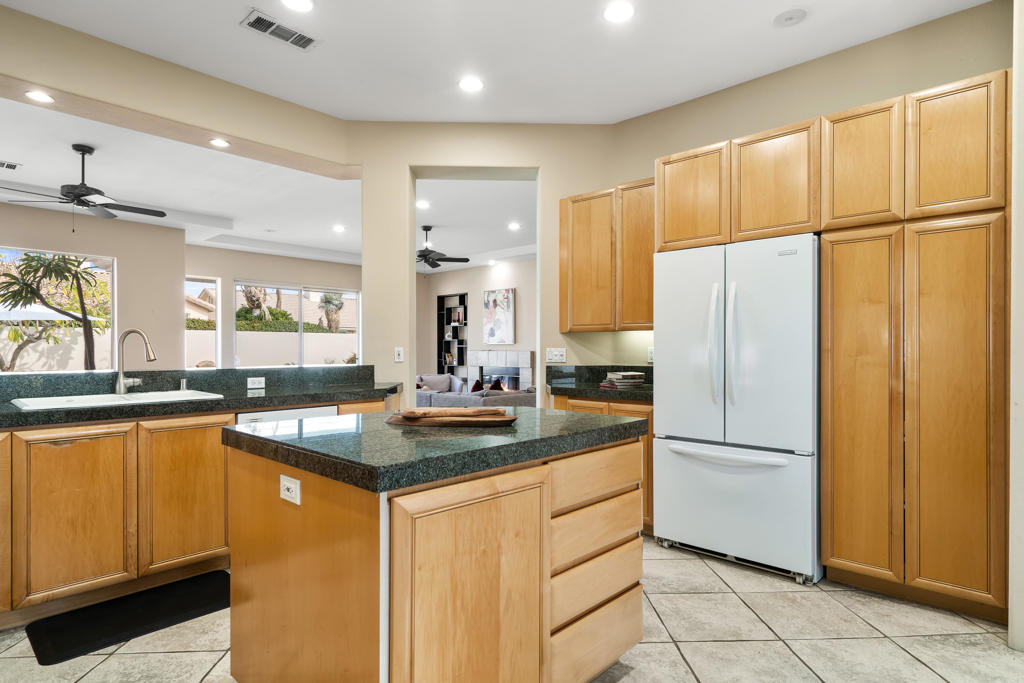 La Quinta Fairways - Residential