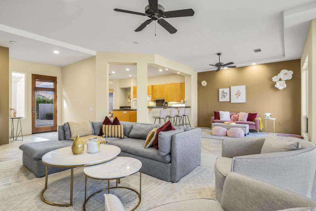 La Quinta Fairways - Residential