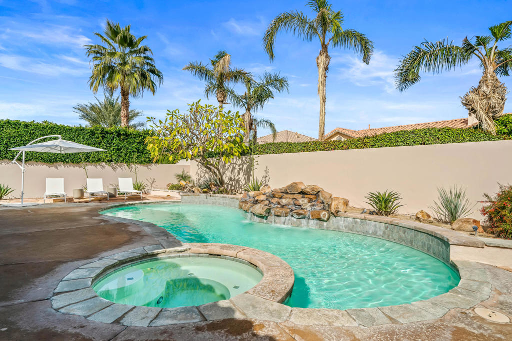 La Quinta Fairways - Residential