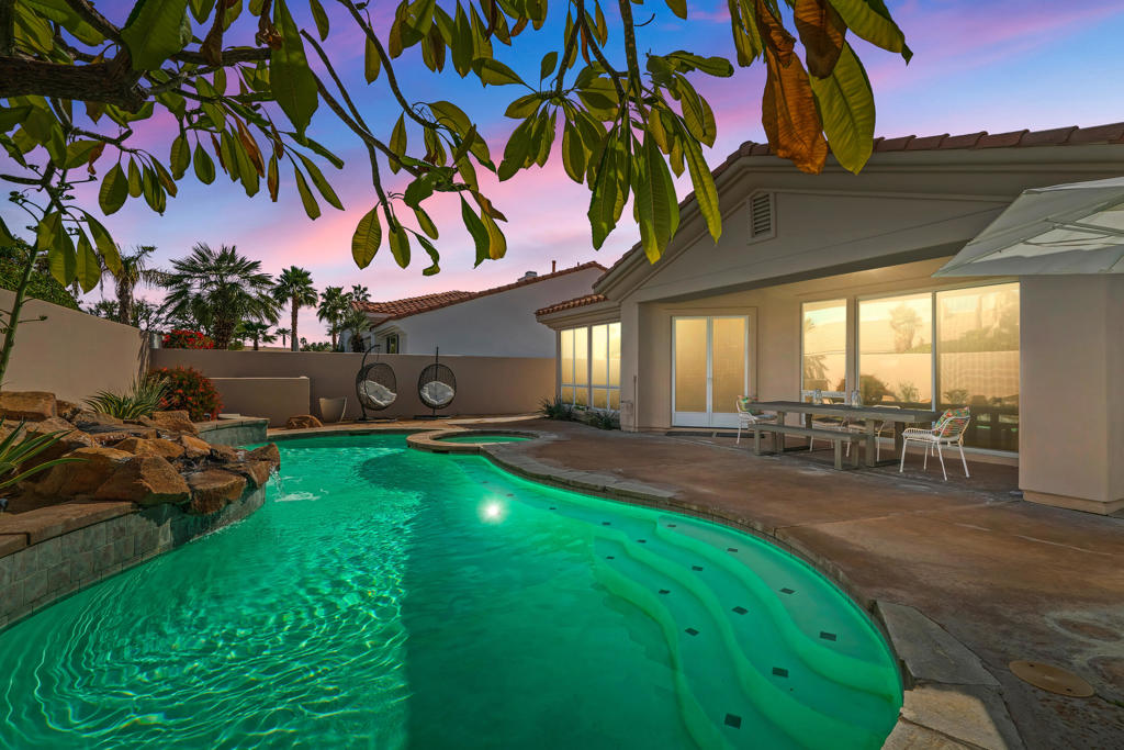 La Quinta Fairways - Residential