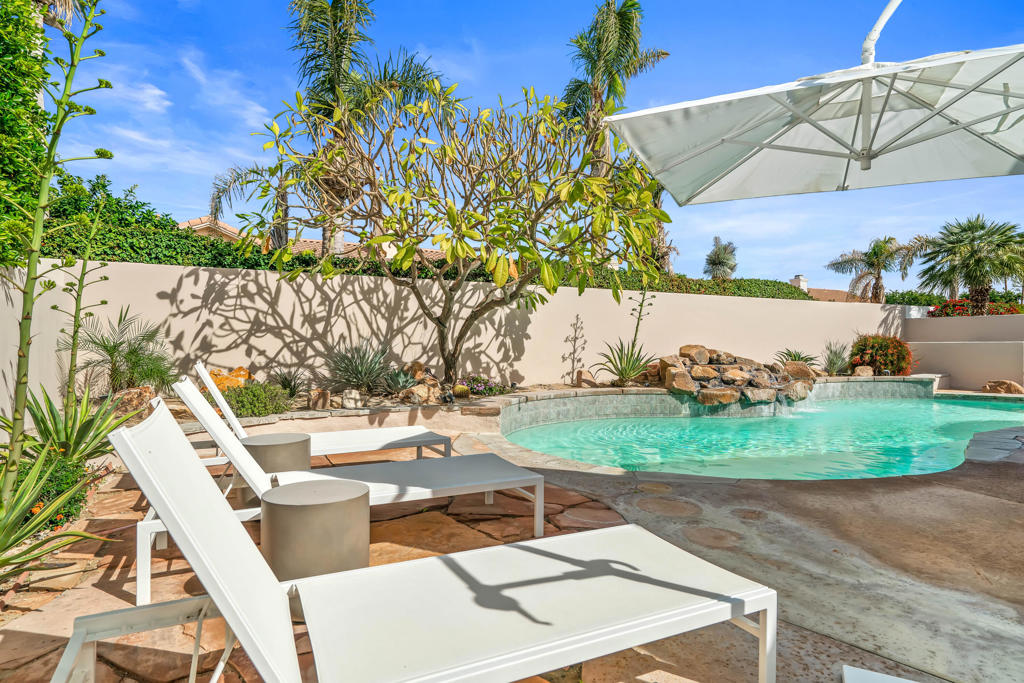 La Quinta Fairways - Residential