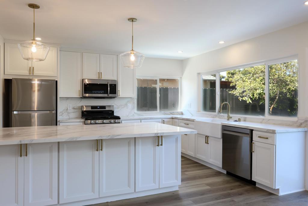 8686 Perseus Rd