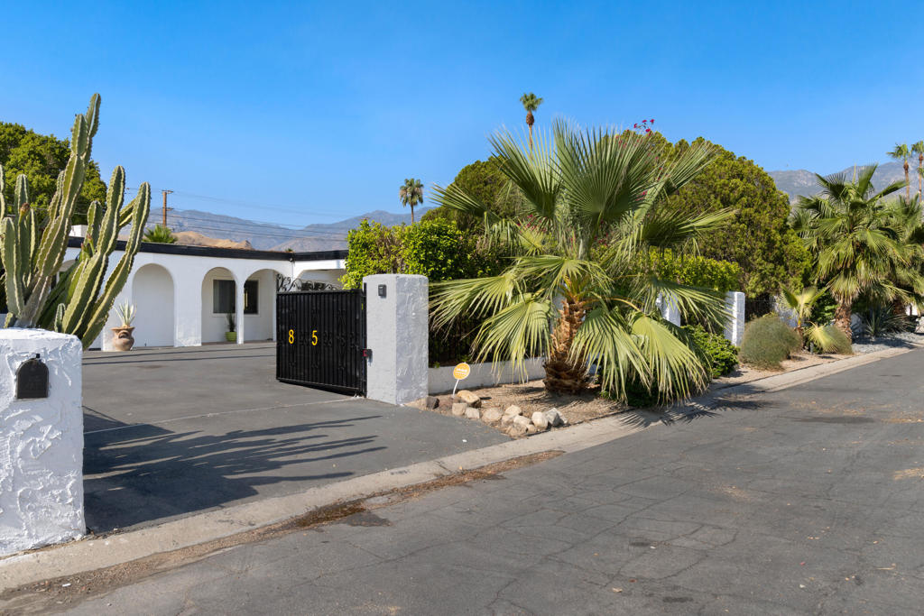 4385 E Paseo Caroleta