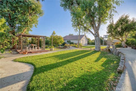 Tiny photo for 4321 Aspenglow Circle, Yorba Linda, CA 92886 (MLS # PW26150614)