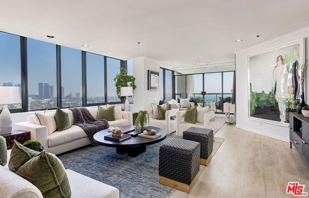 Photo of 10724 Wilshire Boulevard #1209, Los Angeles, CA 90024 (MLS # 25494757)