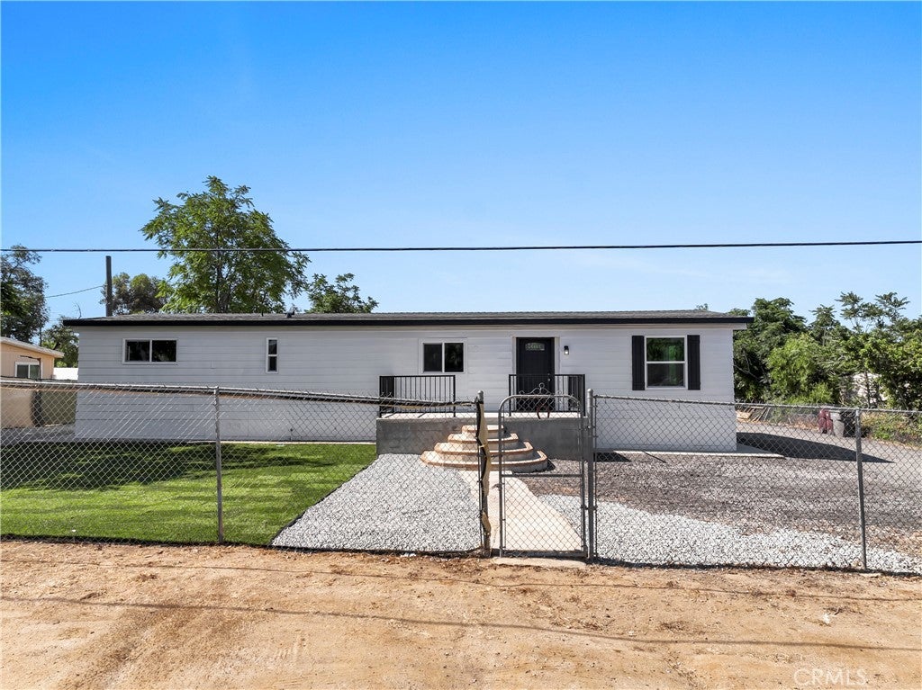 21133 Kinney
