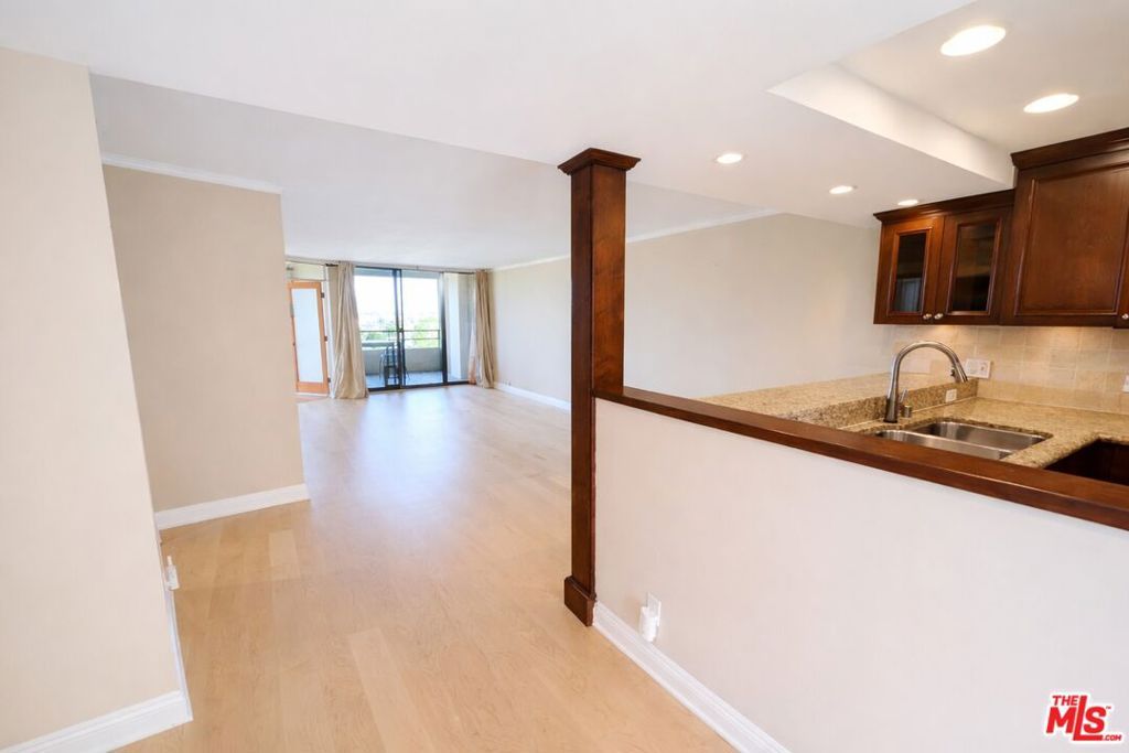 Photo of 4337 Marina City Dr Dr #543, Marina Del Rey, CA 90292 (MLS # 26649913)