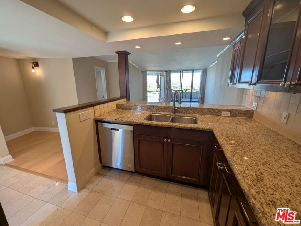 Photo of 4337 Marina City Dr Dr #543, Marina Del Rey, CA 90292 (MLS # 26649913)