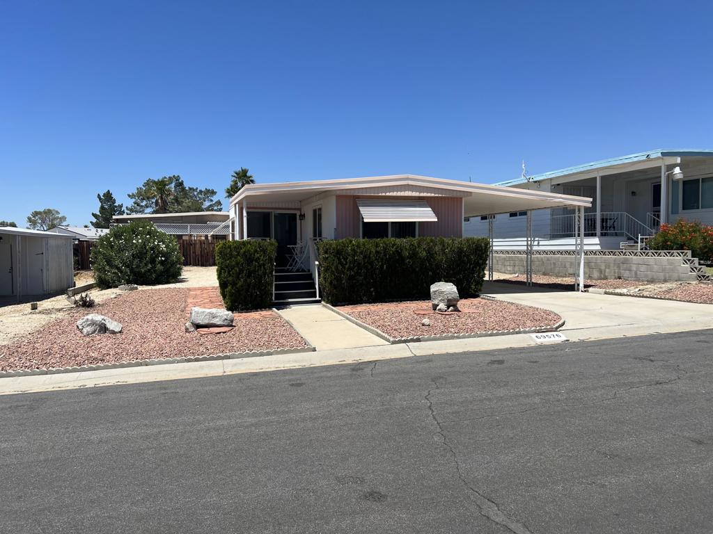 69576 Crestview Drive