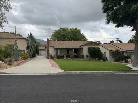 2414 N Lamer Burbank CA 91504