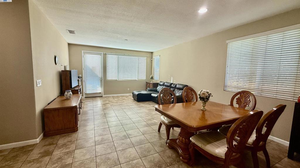 MANTECA - Residential