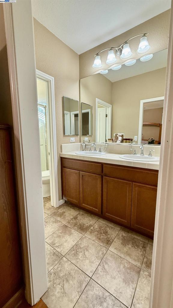MANTECA - Residential