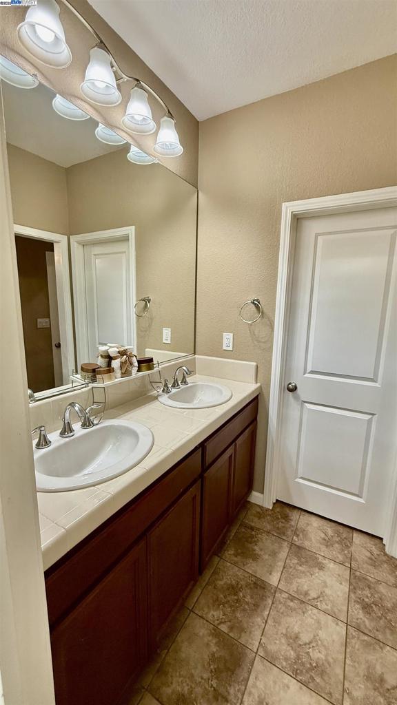 MANTECA - Residential