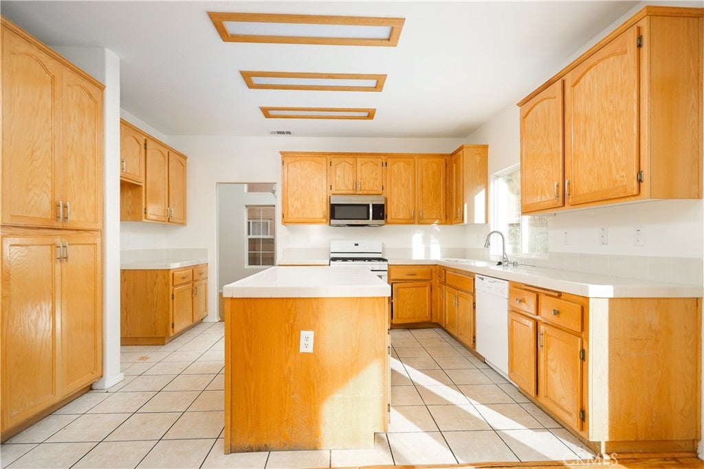 4156 Sungate Drive