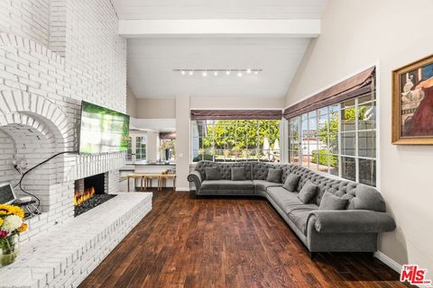 Tiny photo for 17437 Tarzana Street, Encino, CA 91316 (MLS # 26655007)