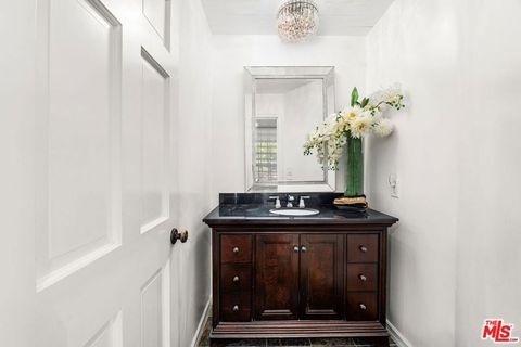 Tiny photo for 17437 Tarzana Street, Encino, CA 91316 (MLS # 26655007)