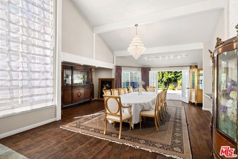 Tiny photo for 17437 Tarzana Street, Encino, CA 91316 (MLS # 26655007)