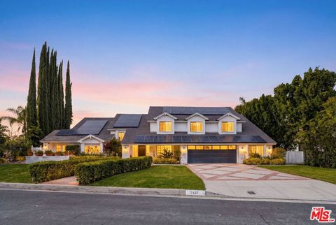 Tiny photo for 17437 Tarzana Street, Encino, CA 91316 (MLS # 26655007)