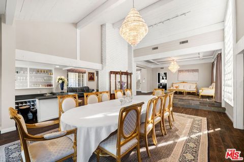 Tiny photo for 17437 Tarzana Street, Encino, CA 91316 (MLS # 26655007)