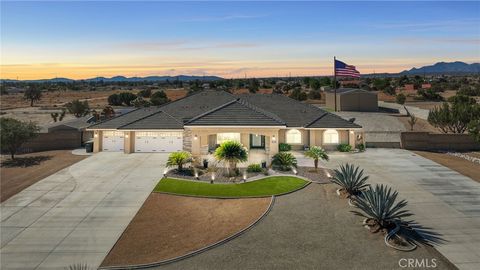 9957 9957 Silver Palm Oak Hills CA 92344