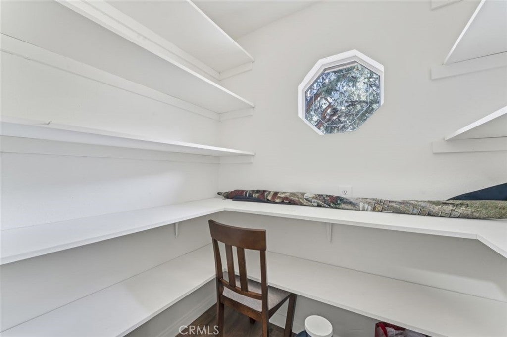 2411 Glacier Drive