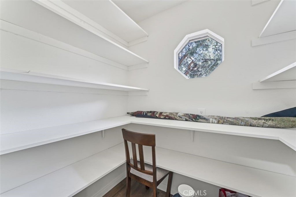2411 Glacier Drive