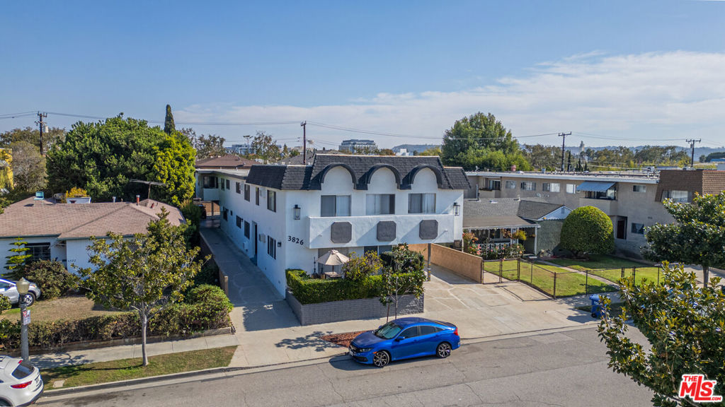 3826 Prospect Avenue