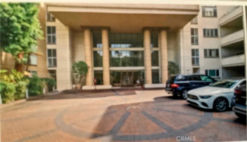 Encino Park West, highly sought-after full-service residence is now offering a beautiful two bedroom two bath Penthouse unit, FOR LEASE. Doble door entry leads you to oversize Living and Dining room Featuring 18-foot ceilings, plantation shutters and a view of the sunset. Hardwood flooring throughout. The west facing views offer an abundance of natural light. The expansive primary suite offers, both a walk-in and reach-in closets and private Balcony access. The private bath has Dual sinks, a soaking tub and separate shower. The secondary bedroom offers a large closet and access to the balcony. Both bedrooms have plantation shutters for complete light control. The secondary bath offers a tub/shower combo. The eat-in kitchen has all electric appliances with an in-unit stack washer and dryer. RENT INCLUDES 24/7 security/concierge, Spectrum TV streaming and Wi-Fi, trash, water, heated pool and spa, his and her saunas, fully equipped gym, Rec. Room with full kitchen. 2 secure parking spaces, secure mail room. Close to Encino Park, with tennis and pickle ball courts. 101 and 405 freeways. Ventura Boulevard’s restaurants, stores and conveniences are all within walking distance.