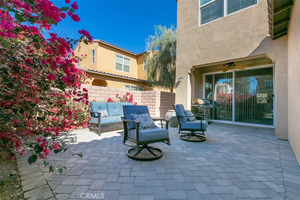 461 Paseo Del Corazon