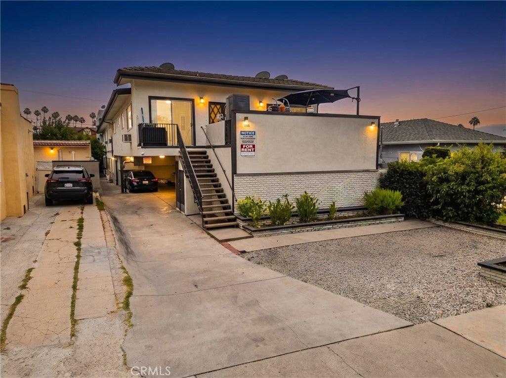 1148 Thompson