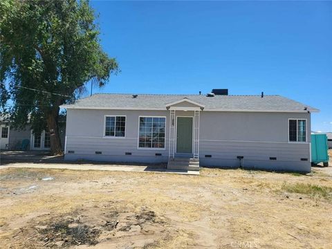 Photo of 9854 E Ave Q4, Palmdale, CA 93591 (MLS # SR25270023)