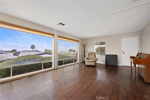 Photo of 173 Mira Del Oeste, San Clemente, CA 92673 (MLS # OC26027920)