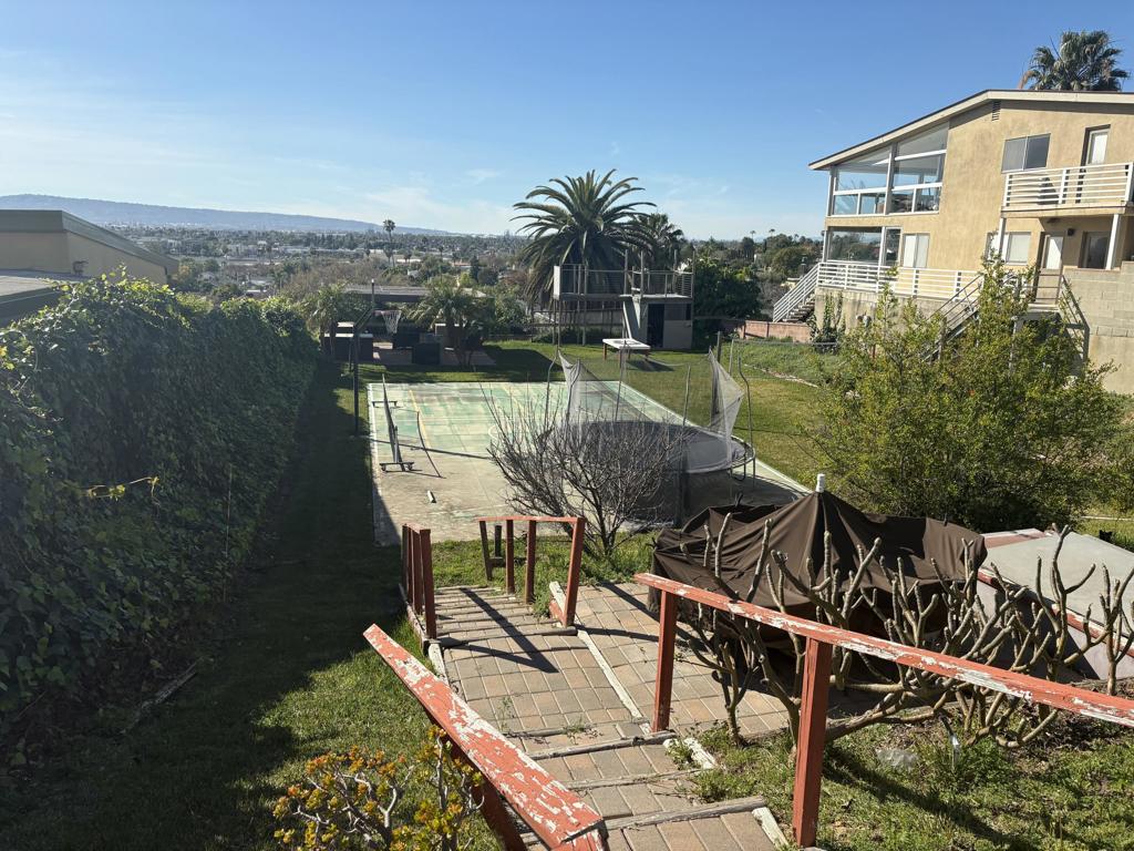 1955 Molino Avenue