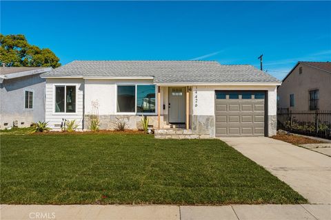 Photo of 14426 S Cahita Avenue, Compton, CA 90220 (MLS # DW26045902)