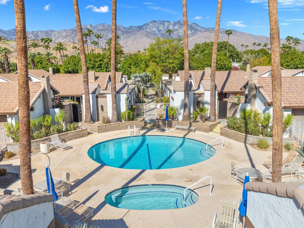 2467 Miramonte Circle W A