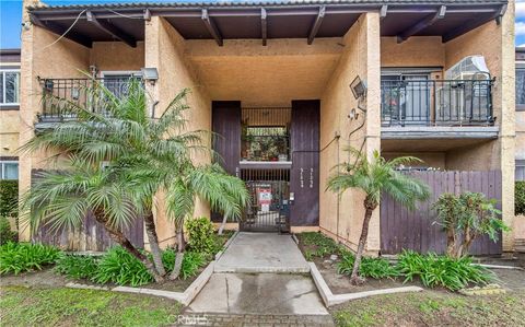 21522 Belshire 12 Hawaiian Gardens CA 90716