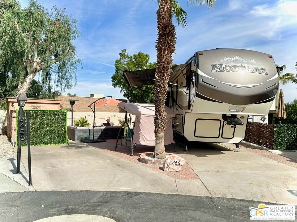 Desert Shadows Rv Re - Residential Lease