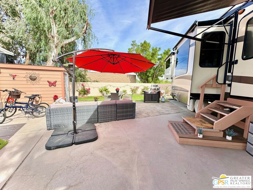 Desert Shadows Rv Re - Residential Lease