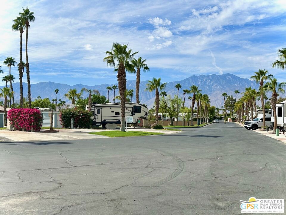 Desert Shadows Rv Re - Residential Lease