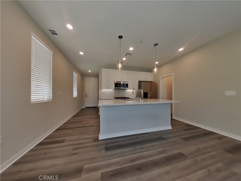 28205 Cookhouse Lane
